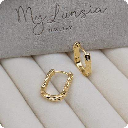 Boucles d'oreilles torsadées plaquées or 14 carats