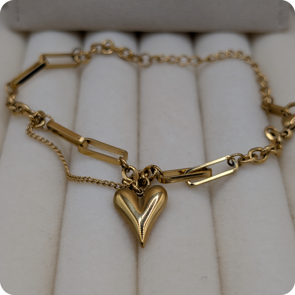 14k Gold plated heart bracelet