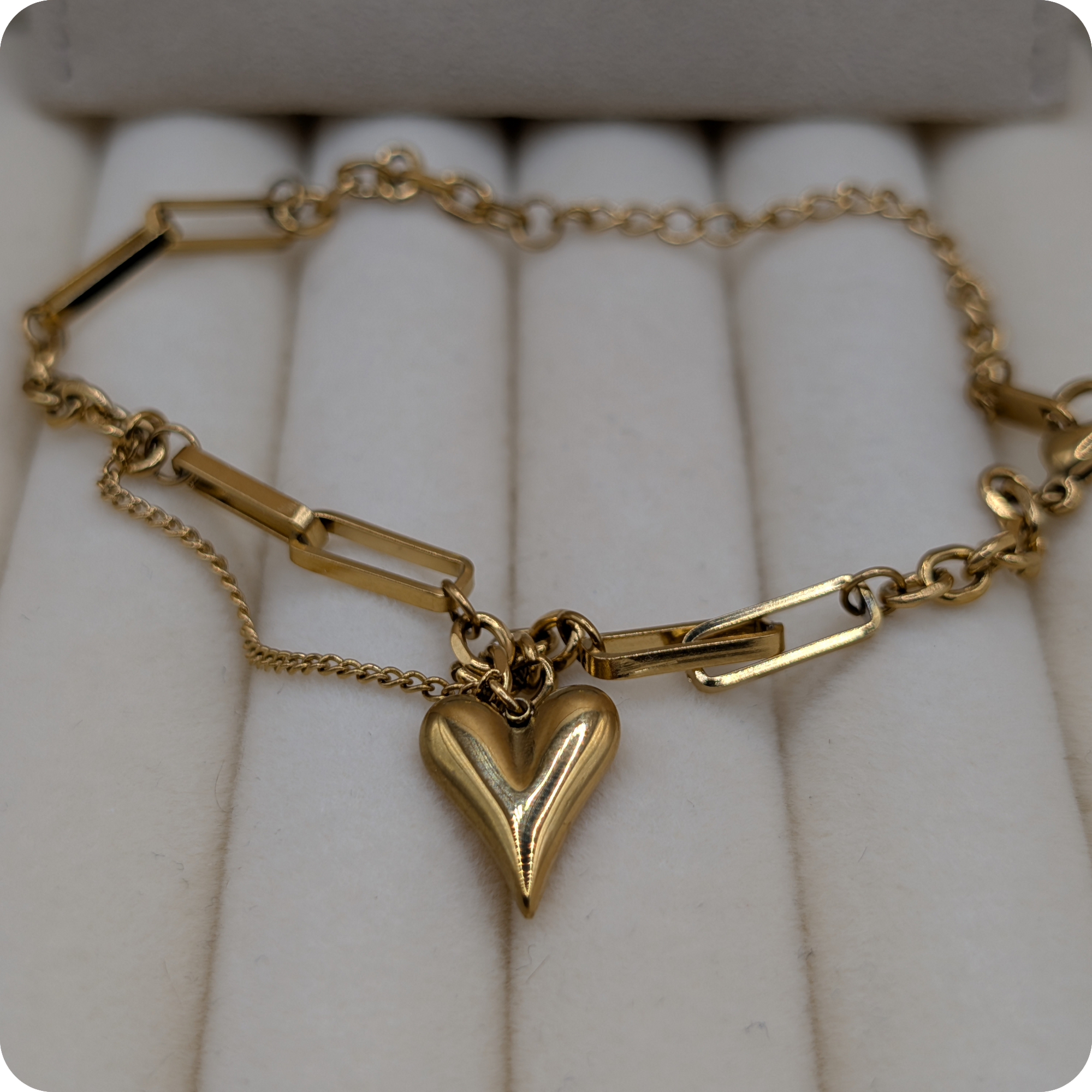 14k Gold plated heart bracelet