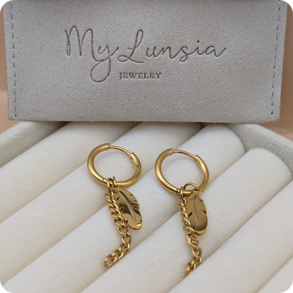 Boucles d'oreilles plumes plaquées or 14 carats