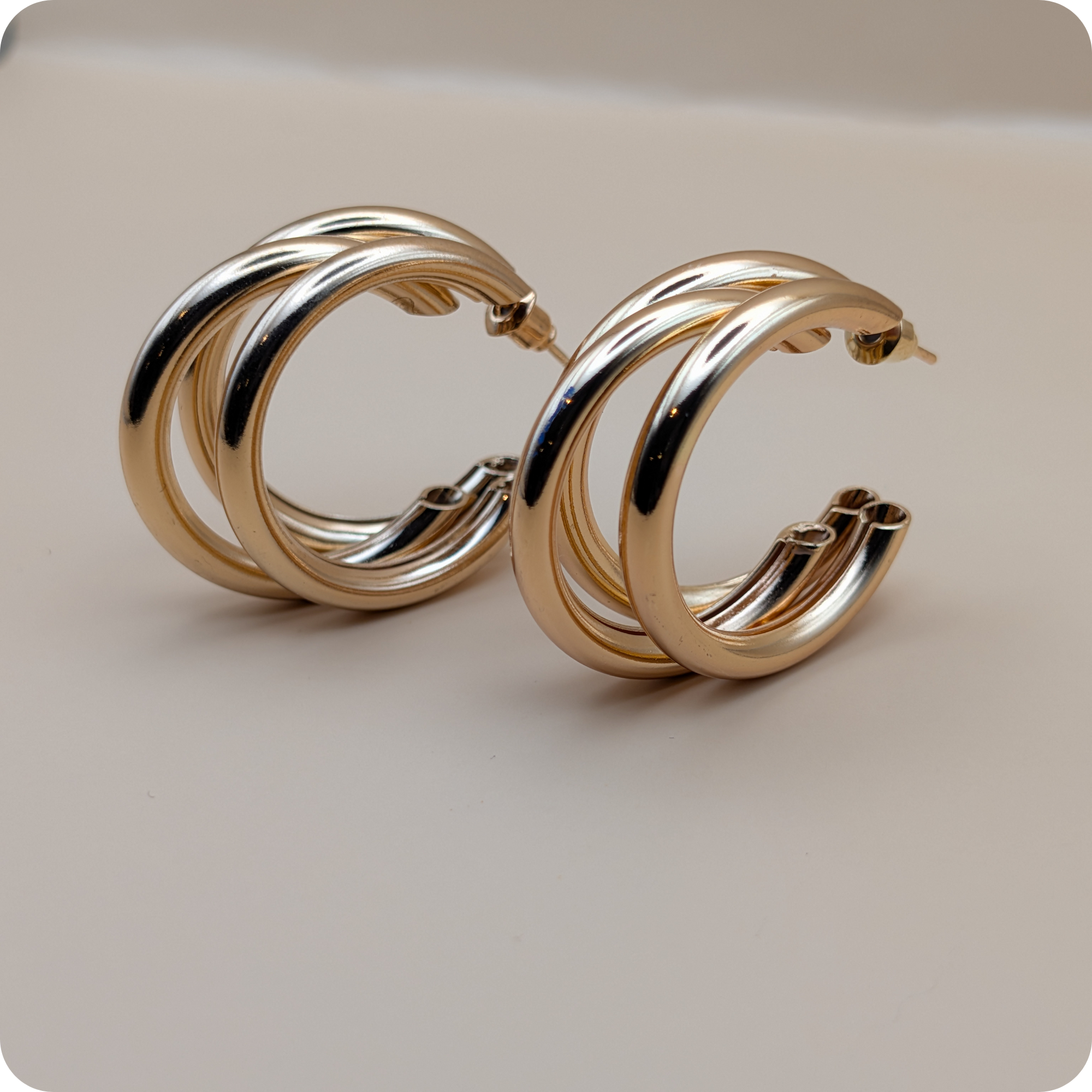 Créoles triples plaquées or 14 carats