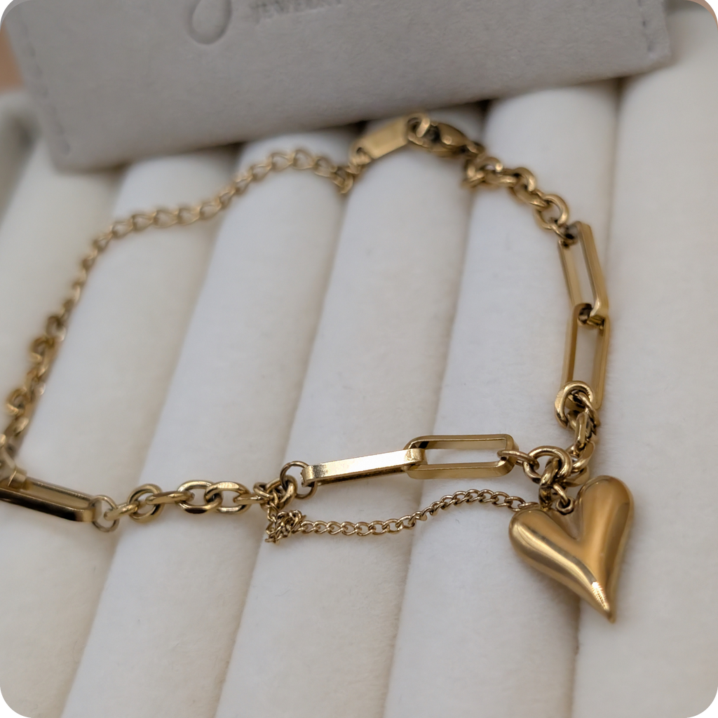 14k Gold plated heart bracelet