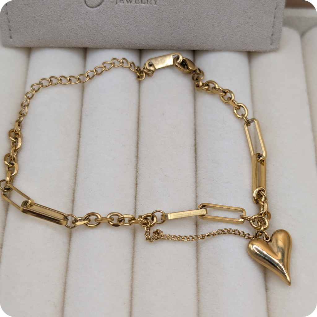 14k Gold plated heart bracelet