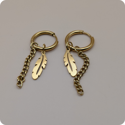Boucles d'oreilles plumes plaquées or 14 carats