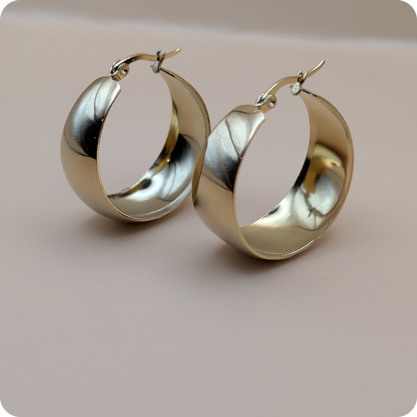 Ovales épais plaqués or 14 carats