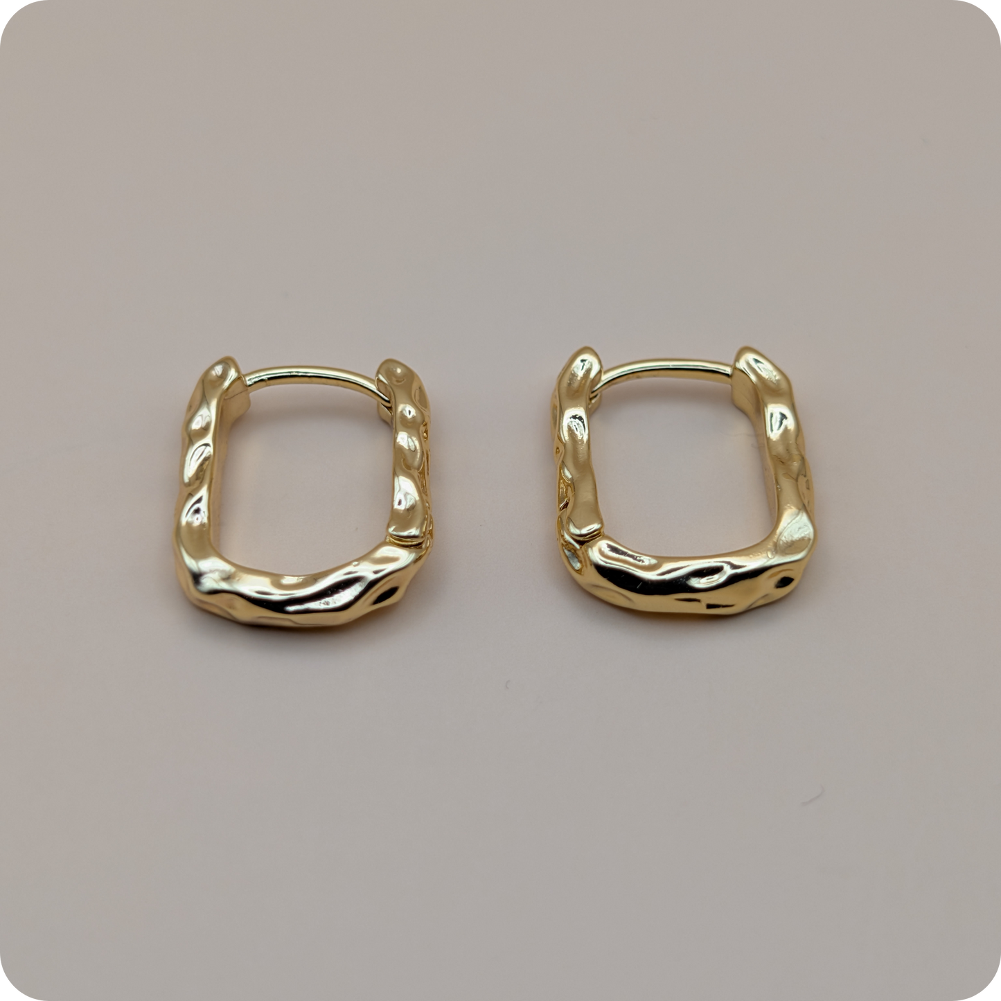 Boucles d'oreilles torsadées plaquées or 14 carats