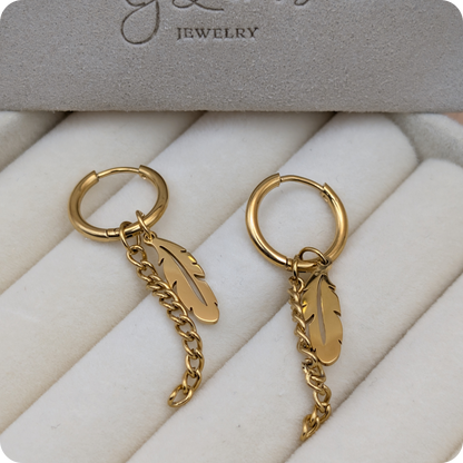 Boucles d'oreilles plumes plaquées or 14 carats