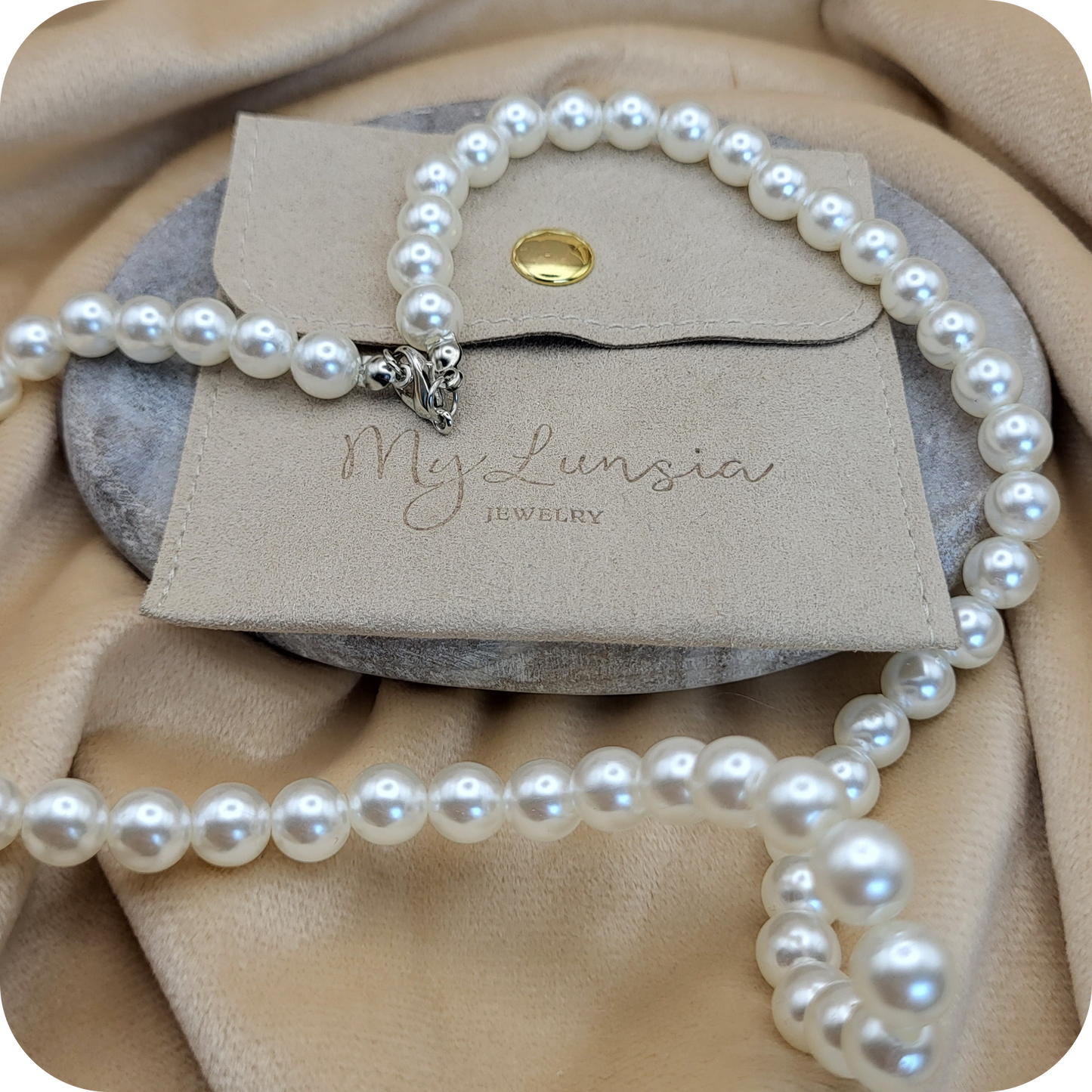 Pearl necklace