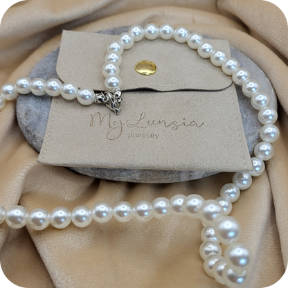 Pearl necklace